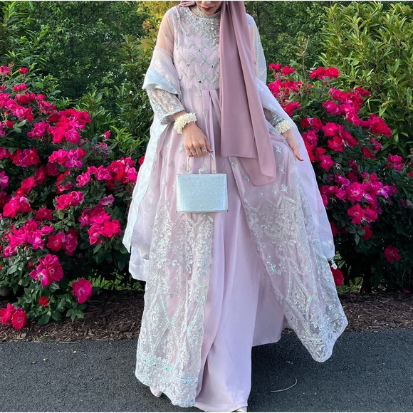 laam Dresses & Skirts - Desi wedding Dress Small